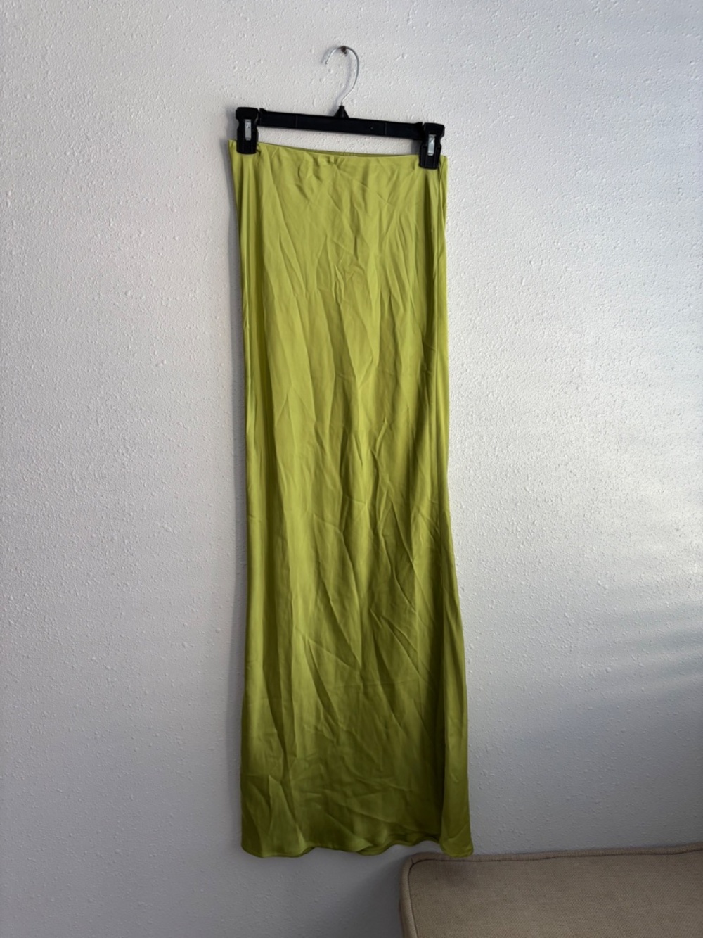 Meshki Violeta Parakeet Lime Green Satin One-Shoulder Top & Maxi Skirt 2 pc set - Picture 7 of 11